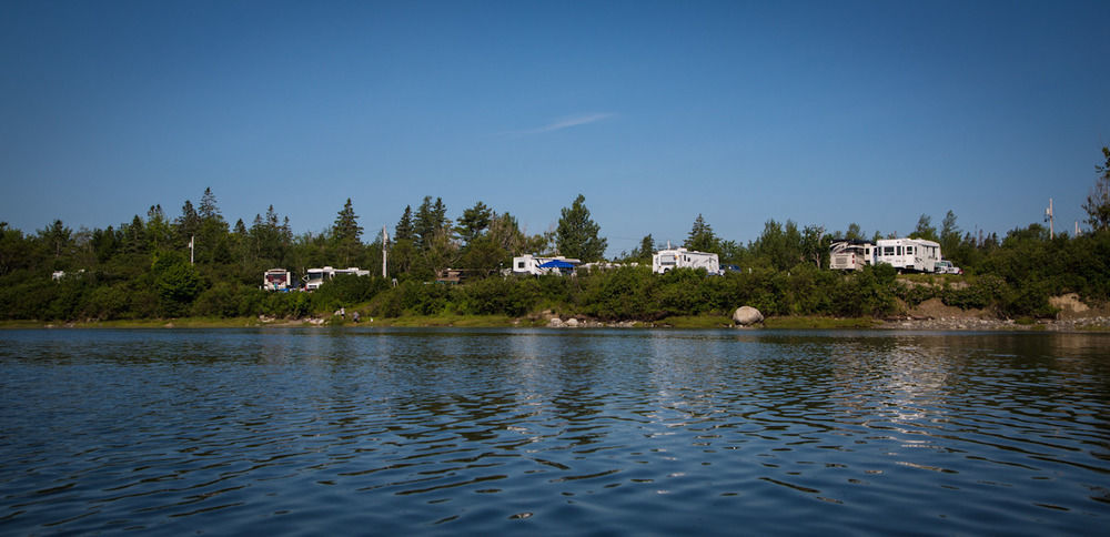 Narrows Too Camping Resort Cabin 1 Trenton Exterior photo